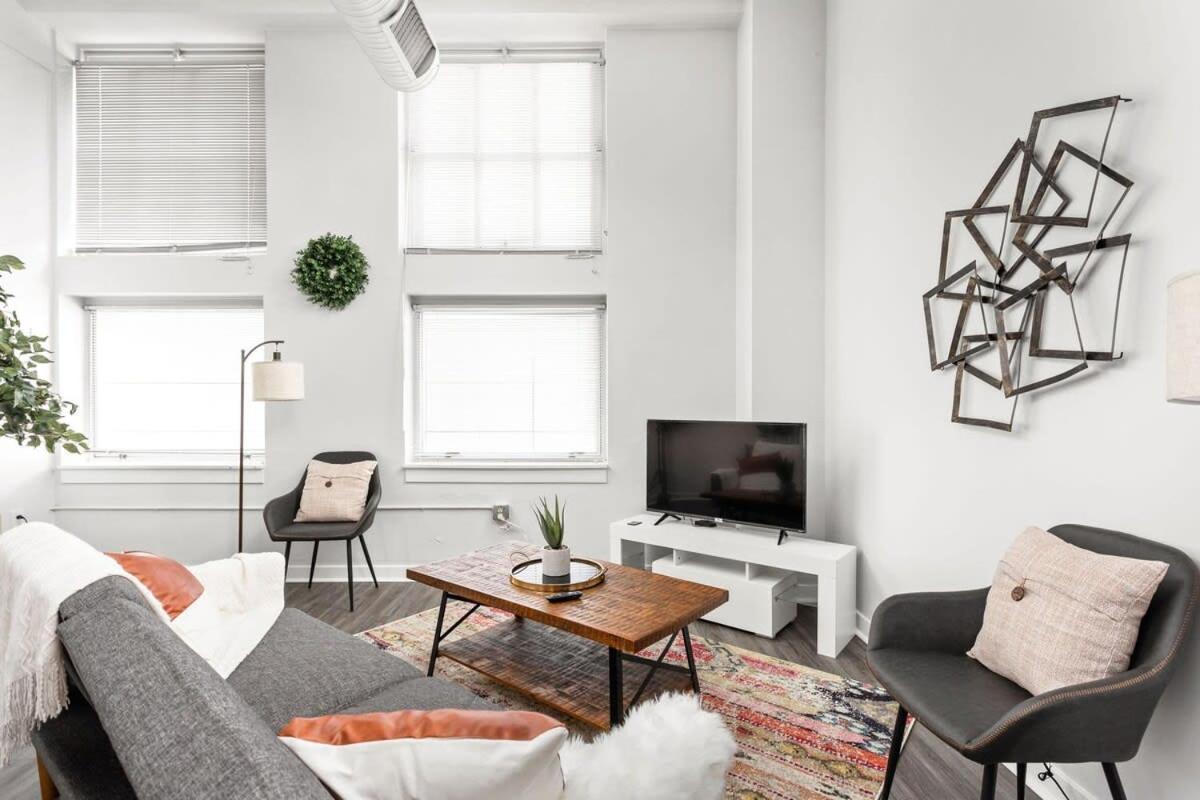 Modern Downtown Apartment 2Br 2Ba By Cozysuites Indianapolis Dış mekan fotoğraf